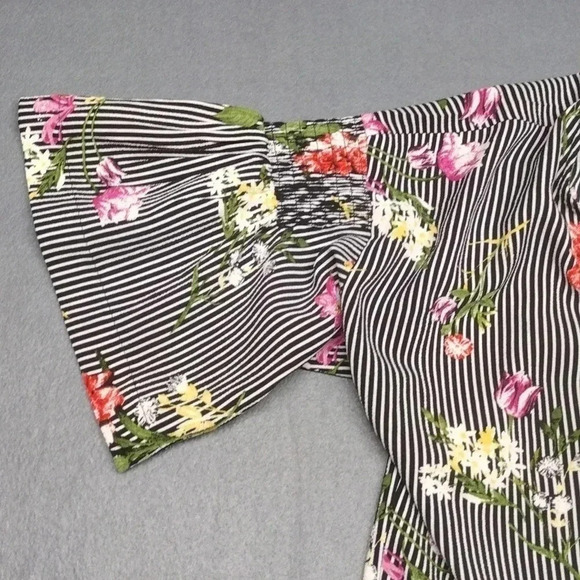 Twine & String Striped Floral Blouse Women’s Medium - Picture 2 of 11